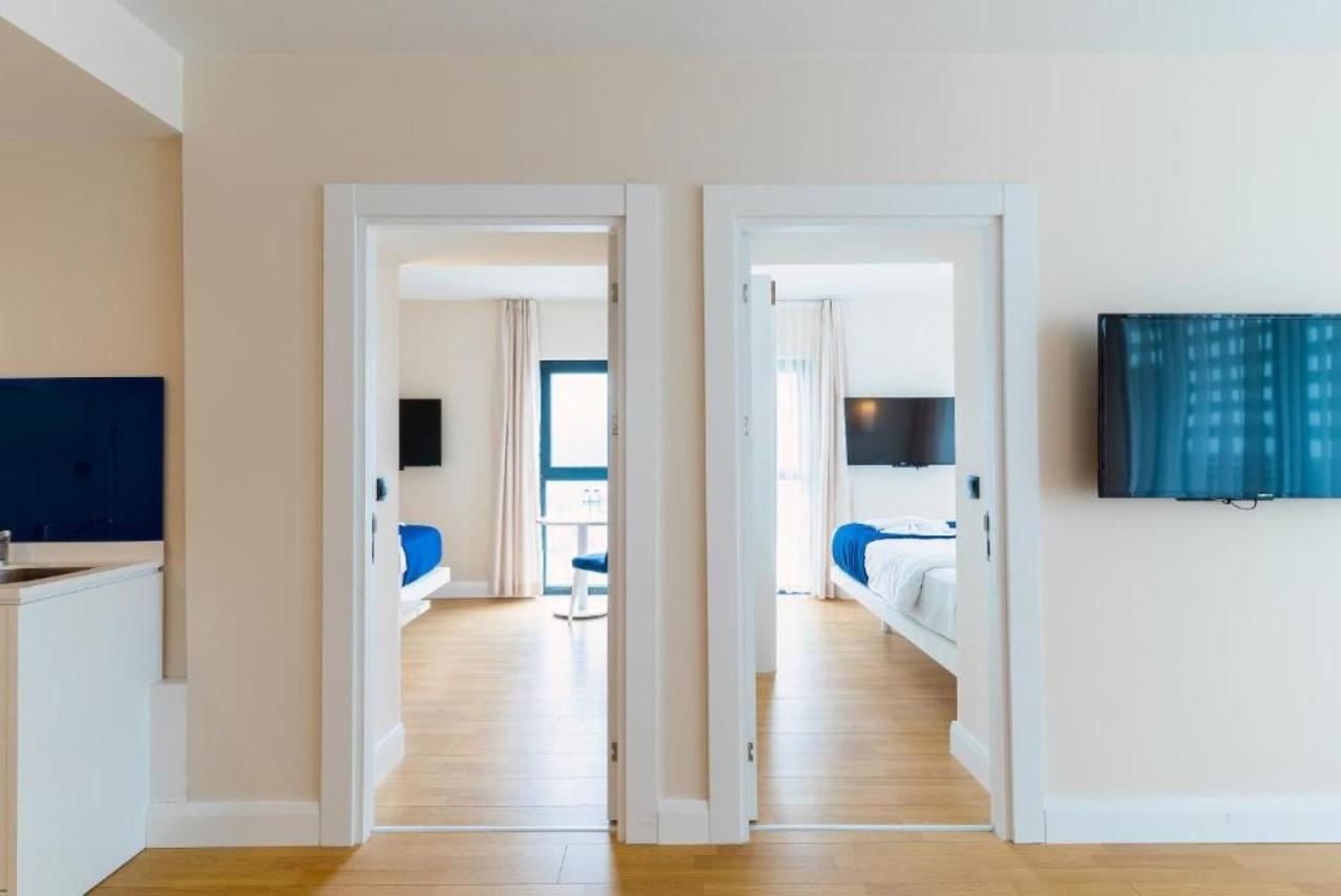 View & More Aparthotel In 바투미 외부 사진