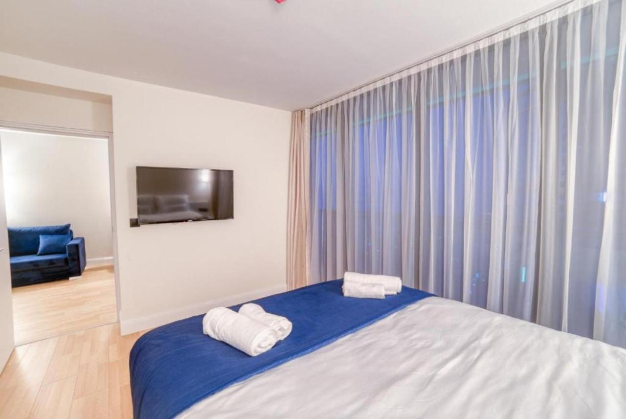 View & More Aparthotel In 바투미 외부 사진