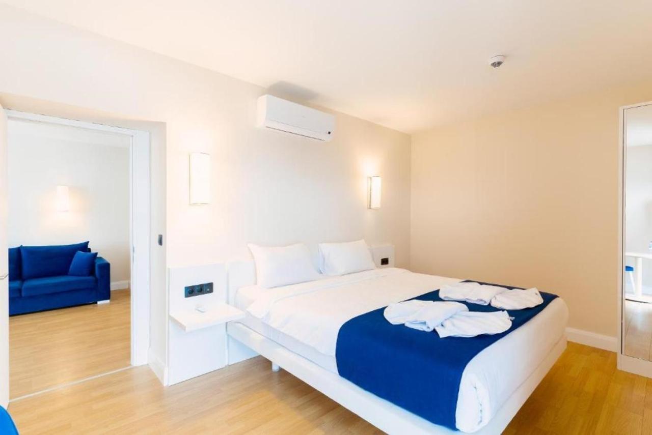 View & More Aparthotel In 바투미 외부 사진